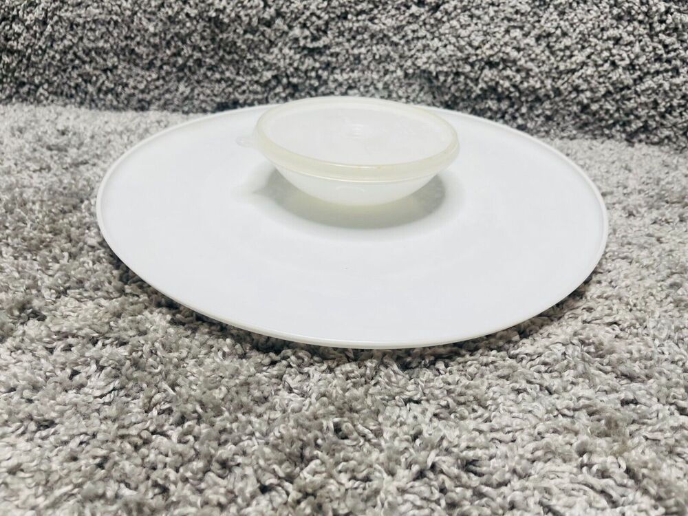 Vintage Tupperware White Chip Dip And Serve Tray Bowl With Lid
